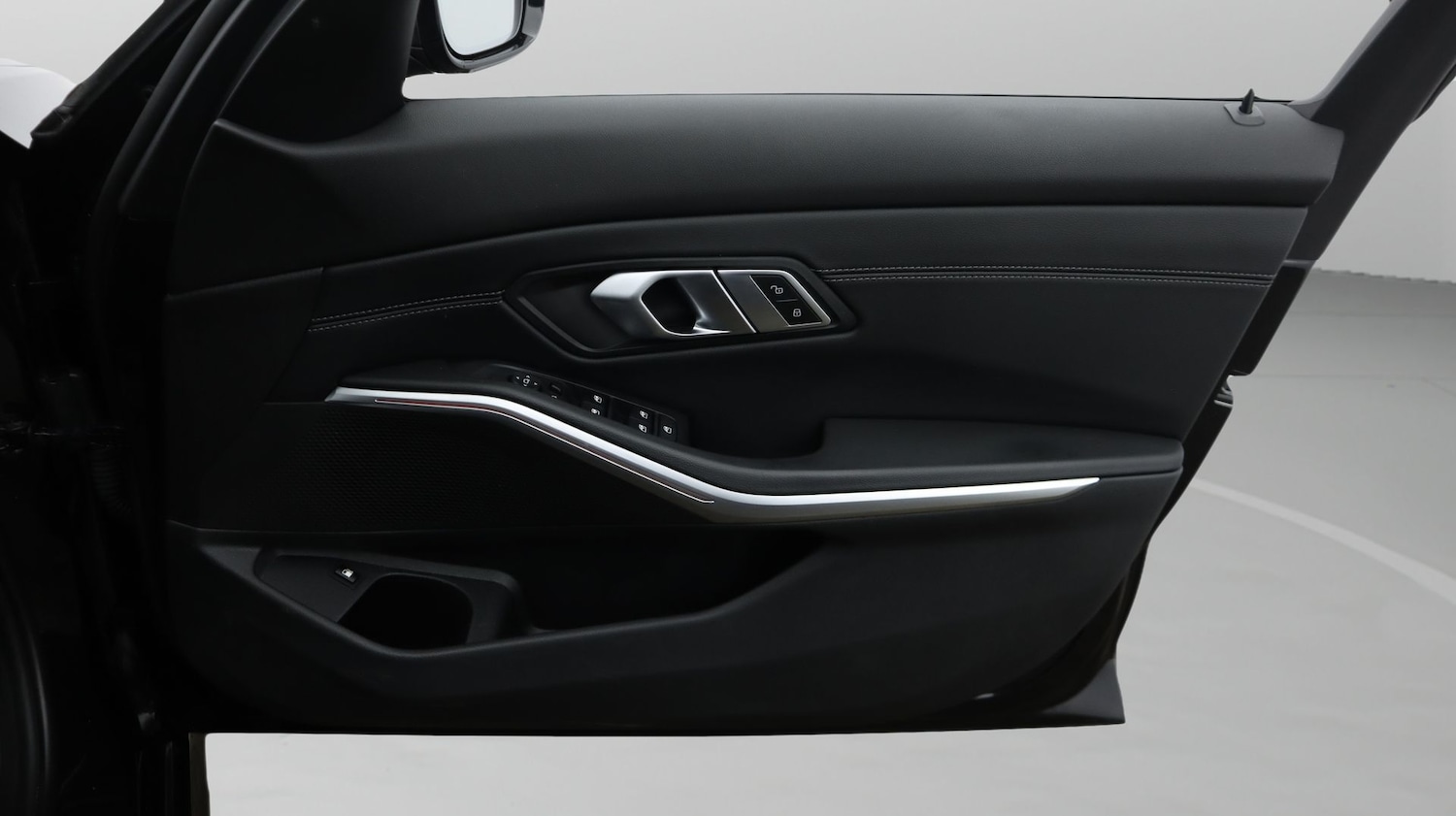 Used BMW 3 Series 2023 for sale - 77465536: Photo 15