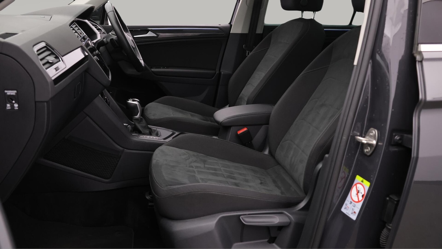Used Volkswagen Tiguan 2022 for sale - 76071620: Photo 15