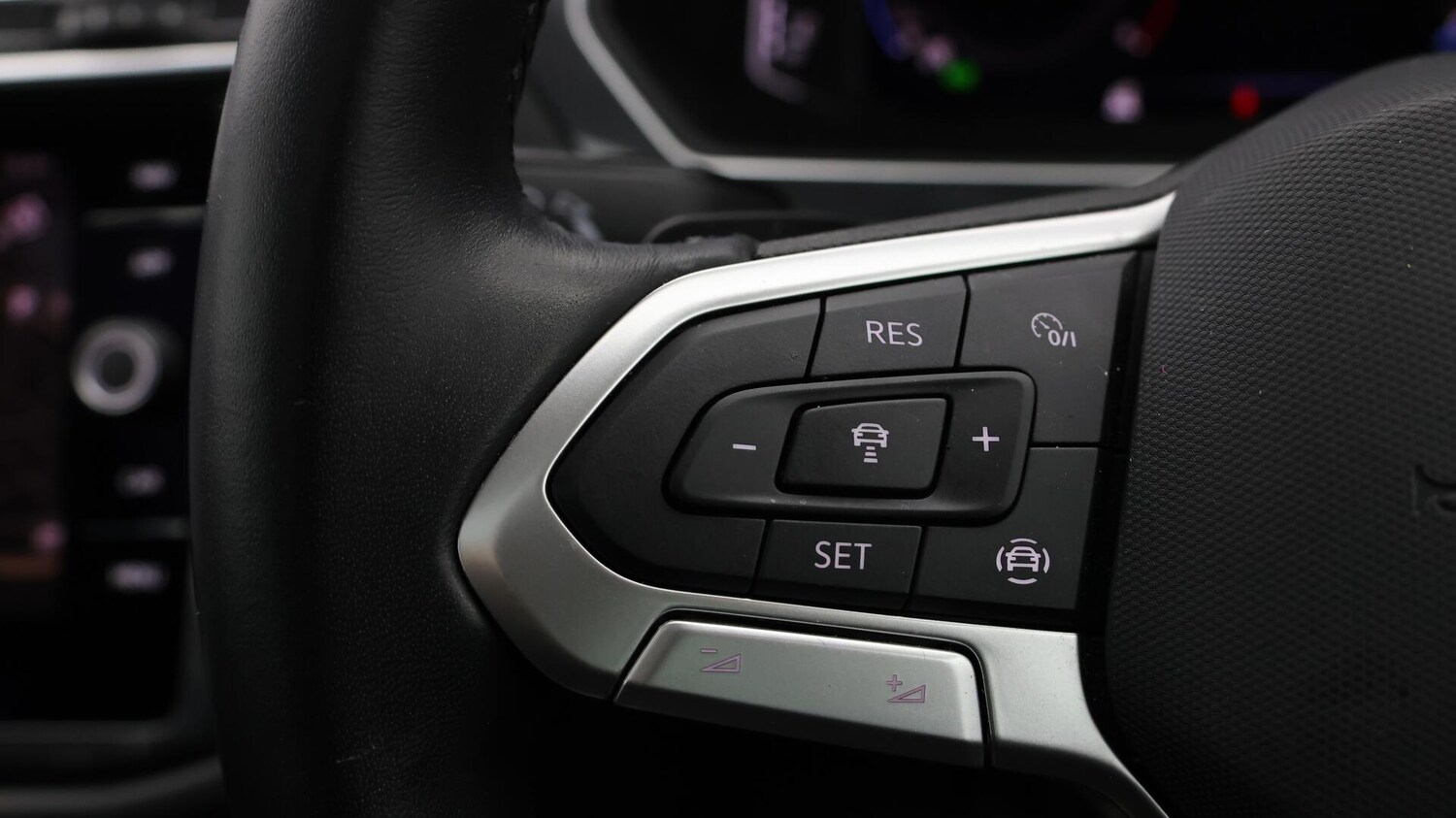 Used Volkswagen Tiguan 2022 for sale - 76071620: Photo 24