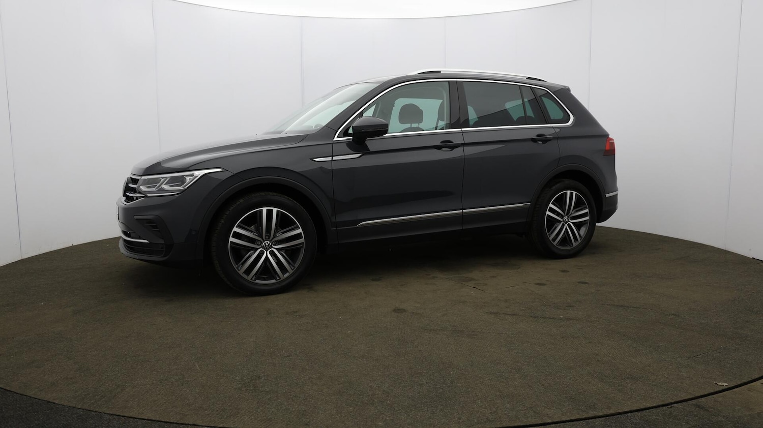 Used Volkswagen Tiguan 2022 for sale - 76071620: Photo 39