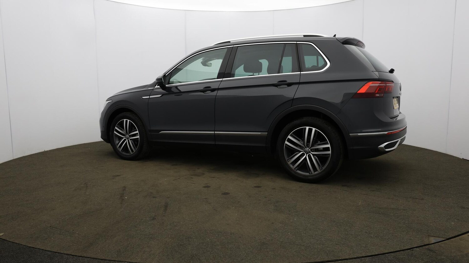 Used Volkswagen Tiguan 2022 for sale - 76071620: Photo 71