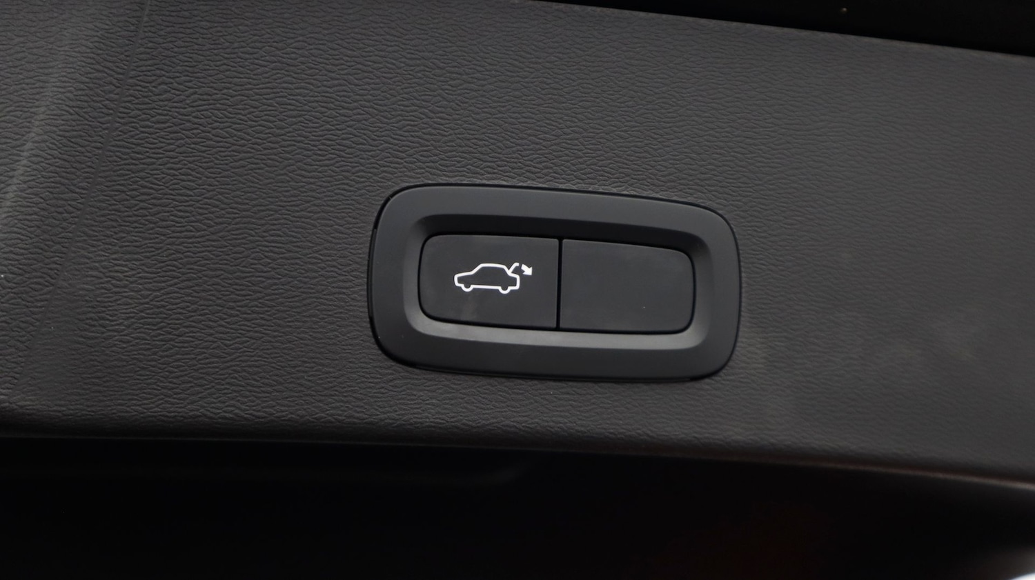 Used Volvo XC40 2022 for sale - 77294770: Photo 23