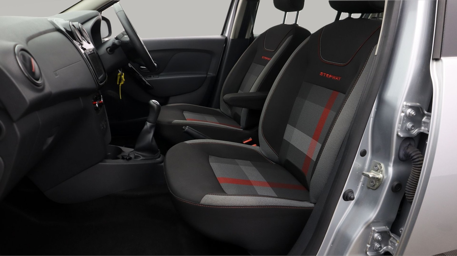 Used Dacia Sandero Stepway 2020 for sale - 77736084: Photo 14