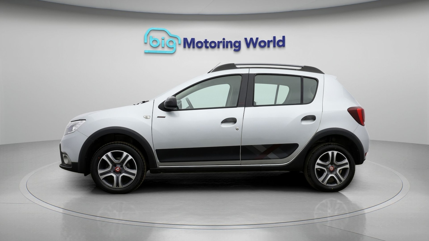Used Dacia Sandero Stepway 2020 for sale - 77736084: Photo 4