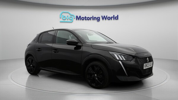 Used Peugeot 208 2023 for sale - 76189827: Photo 2