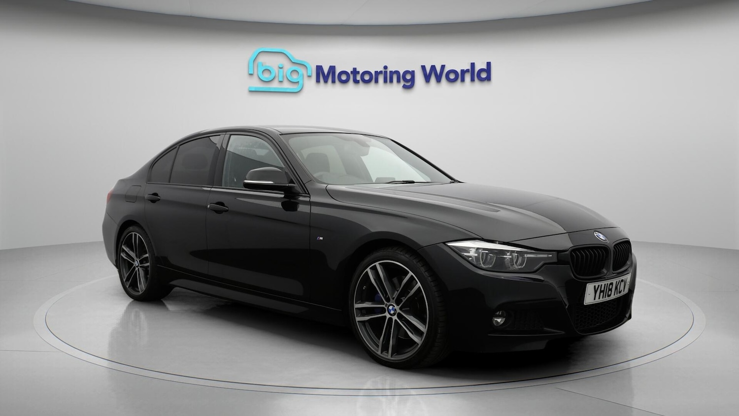 Used BMW 3 Series 2018 for sale - 76596980: Photo 2