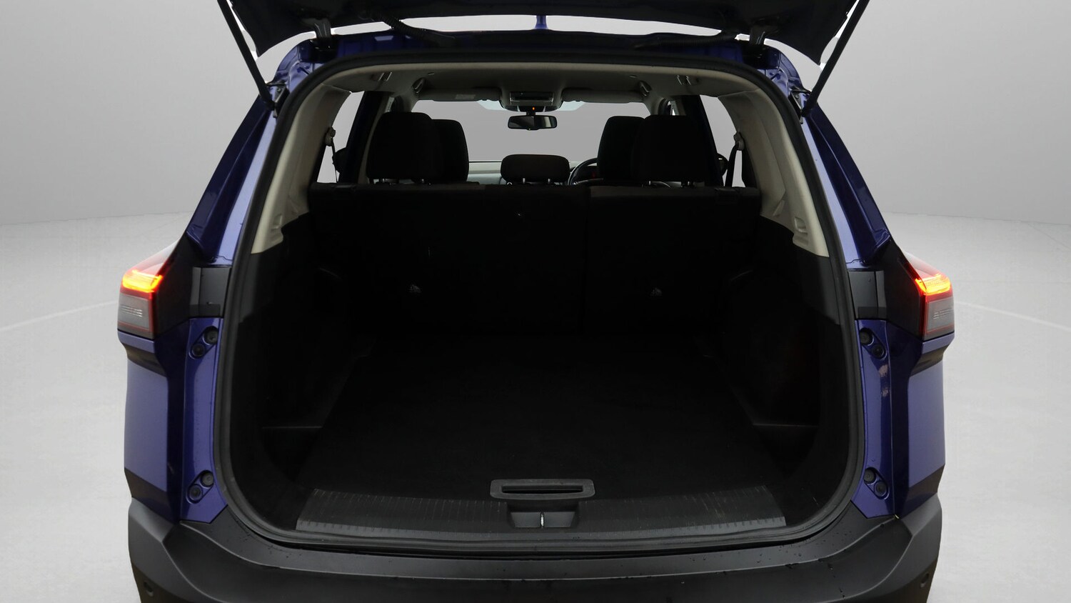 Used Nissan X-Trail for sale - 77809217: Photo 17