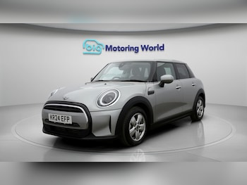 Used MINI Hatch 2024 for sale - 79556778: Photo