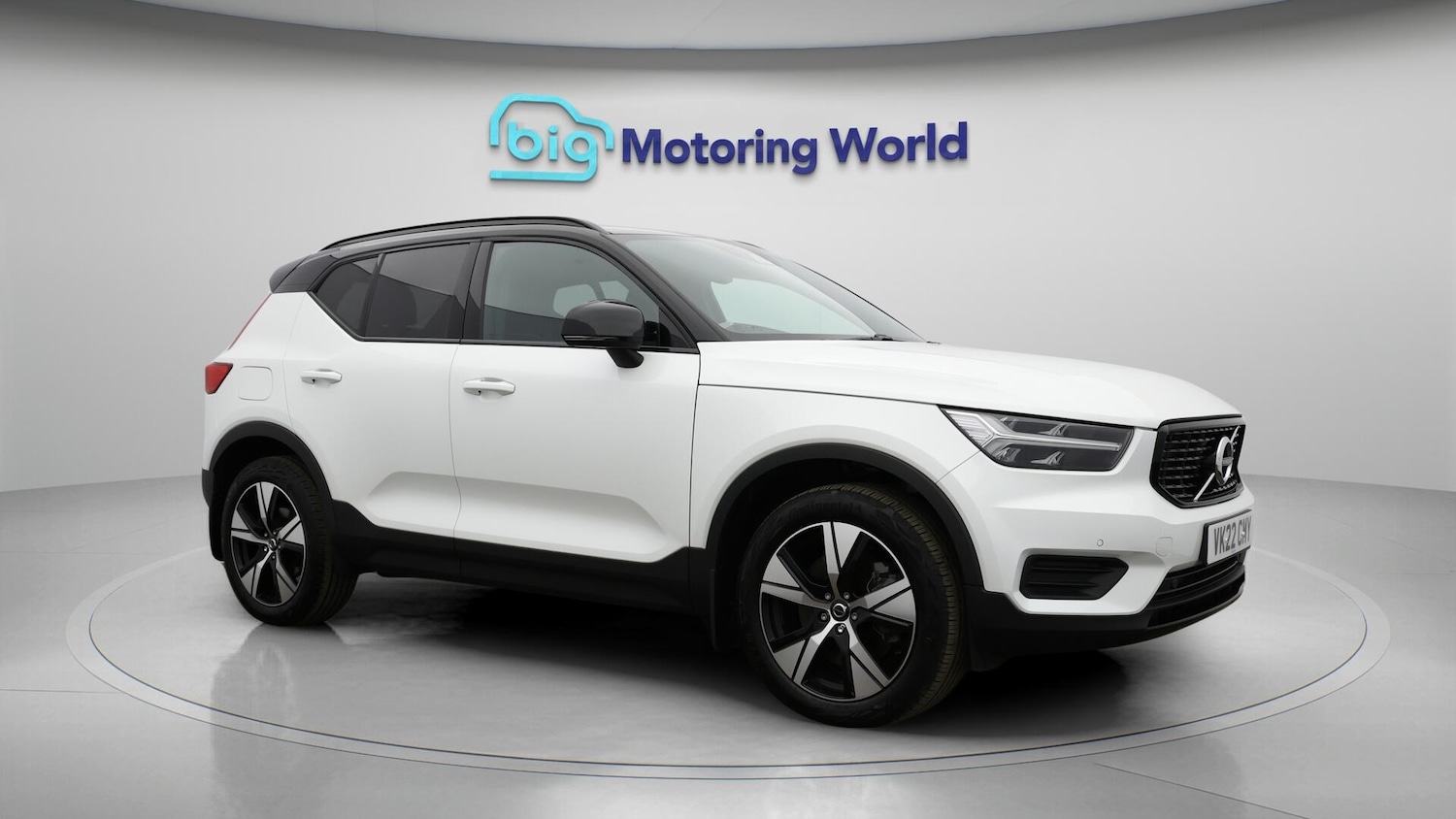Used Volvo XC40 2022 for sale - 75990896: Photo 2