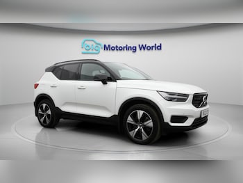 Used Volvo XC40 2022 for sale - 75990896: Photo 2