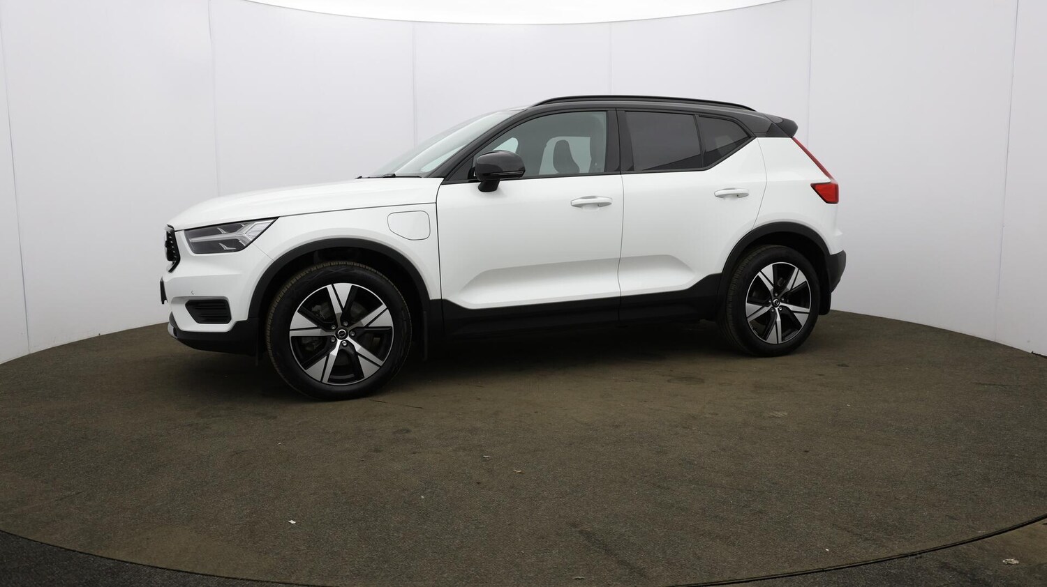 Used Volvo XC40 2022 for sale - 75990896: Photo 38