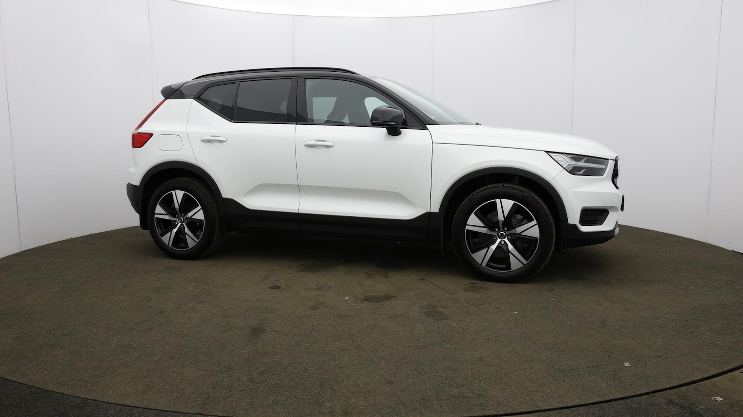 Used Volvo XC40 2022 for sale - 75990896: Photo 54