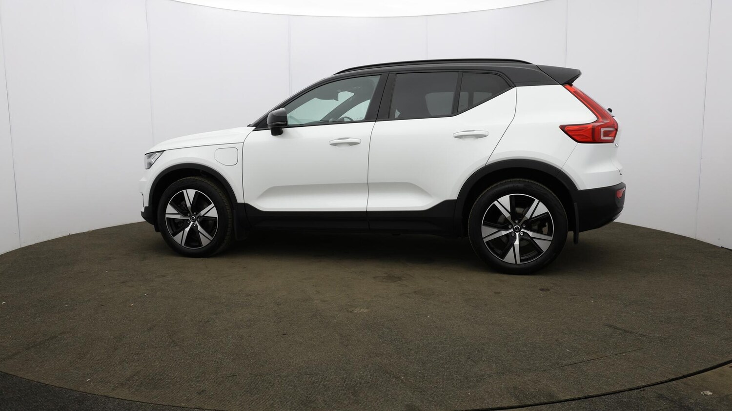 Used Volvo XC40 2022 for sale - 75990896: Photo 71
