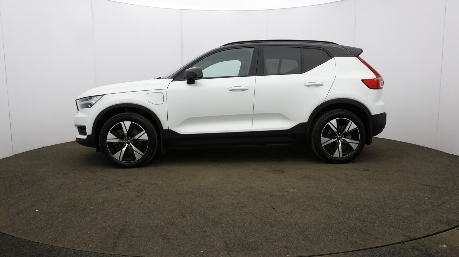 Used Volvo XC40 2022 for sale - 75990896: Photo 73