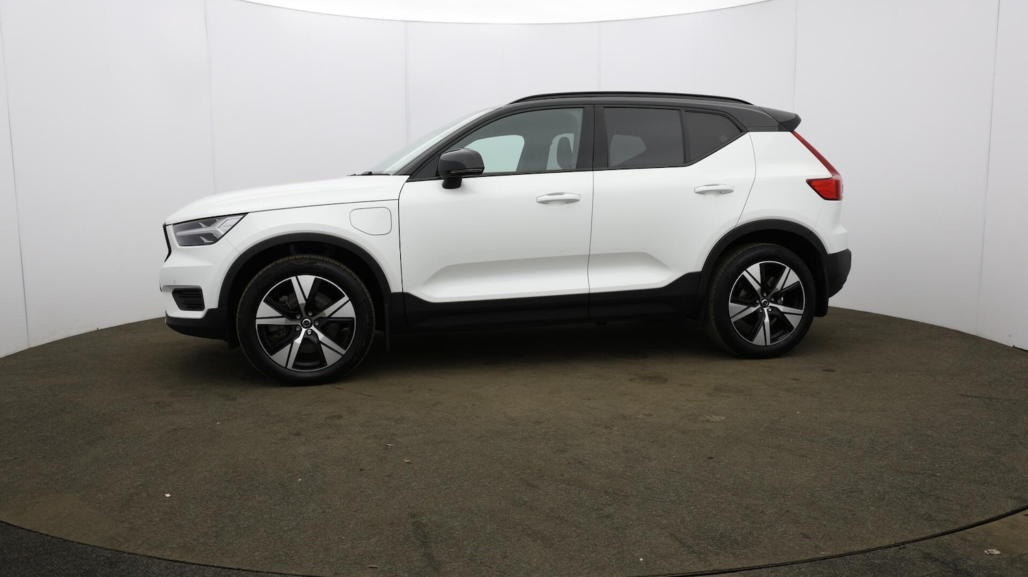 Used Volvo XC40 2022 for sale - 75990896: Photo 74