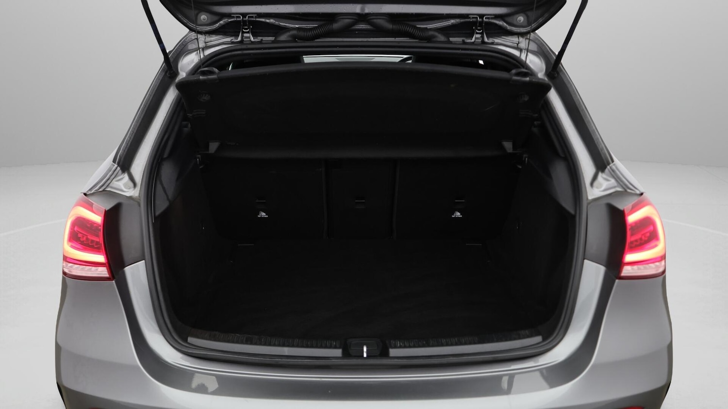 Used Mercedes-Benz A-Class 2019 for sale - 76433326: Photo 18