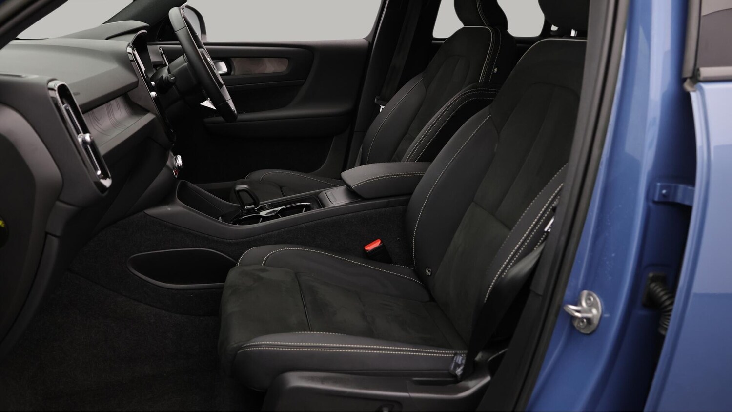 Used Volvo XC40 2022 for sale - 76284163: Photo 15