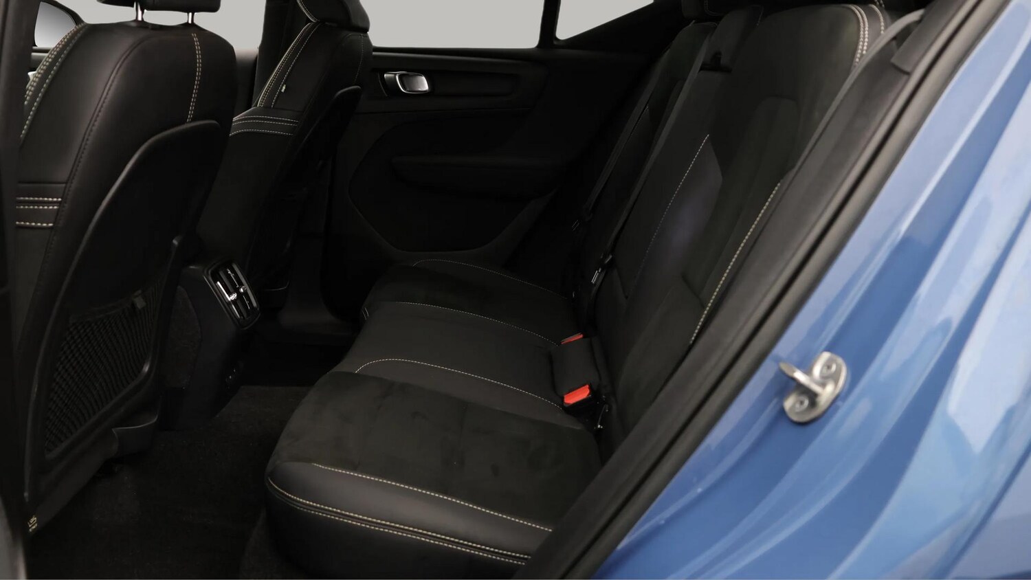 Used Volvo XC40 2022 for sale - 76284163: Photo 17