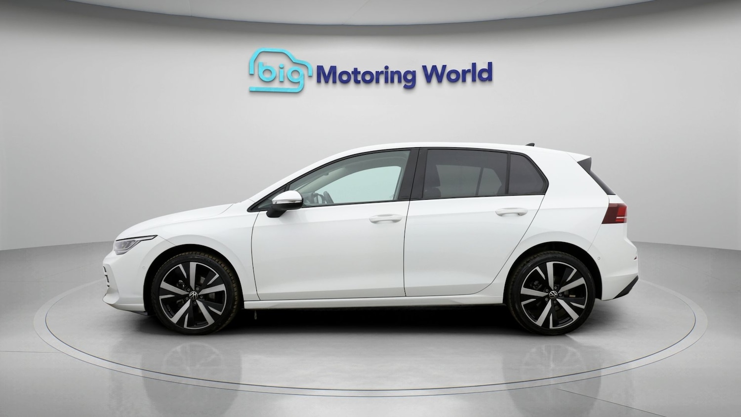Used Volkswagen Golf 2025 for sale - 77833330: Photo 4