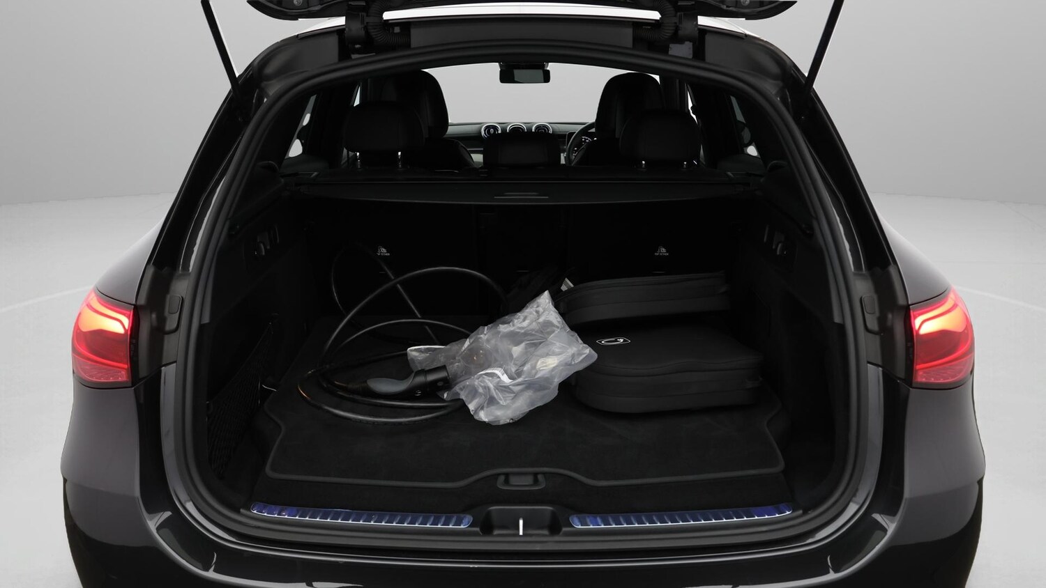 Used Mercedes-Benz GLC 2024 for sale - 76485213: Photo 18