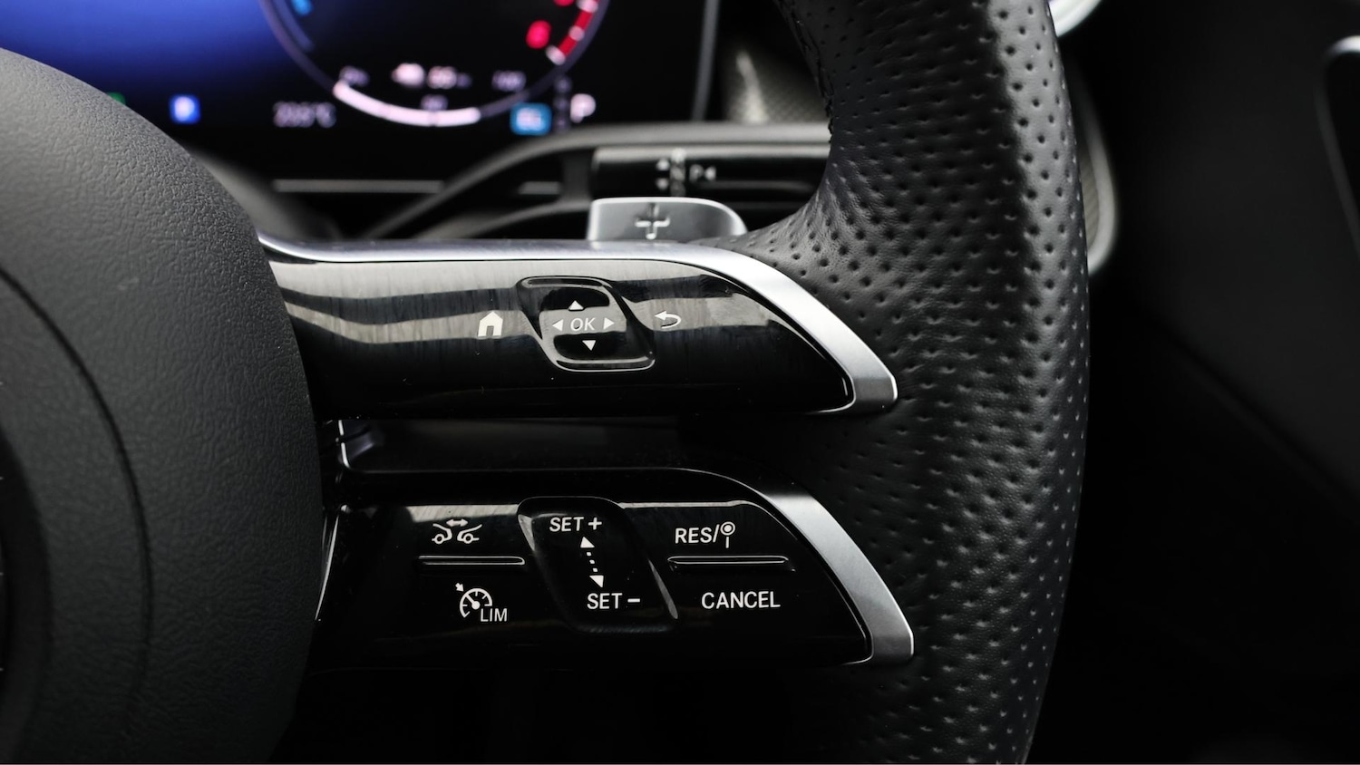 Used Mercedes-Benz GLC 2024 for sale - 76485213: Photo 26