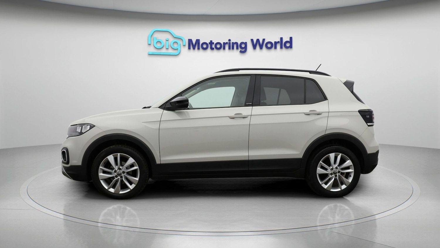 Used Volkswagen T-Cross 2021 for sale - 77622792: Photo 4