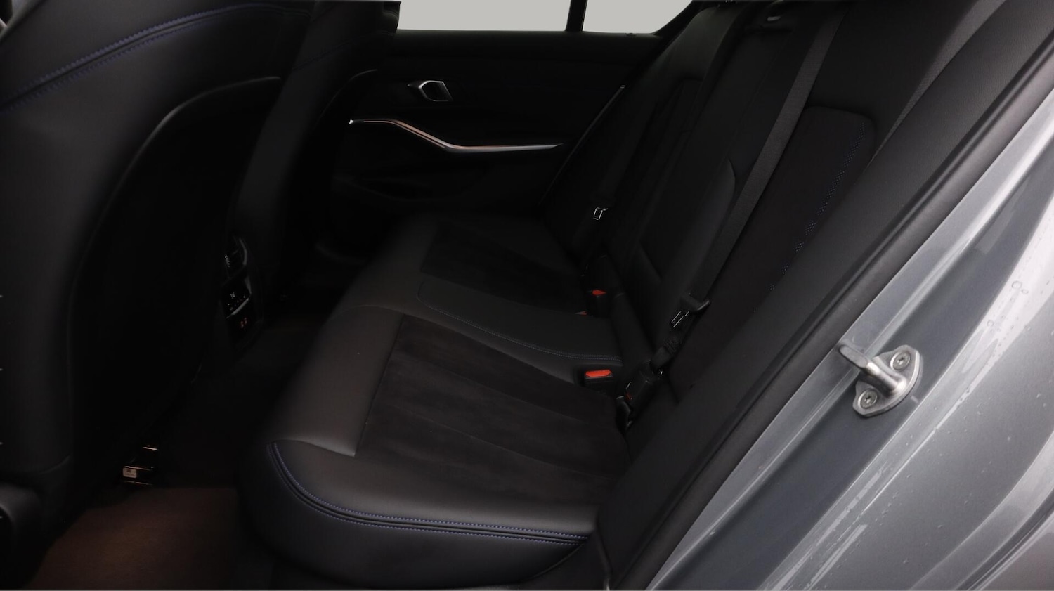 Used BMW 3 Series 2024 for sale - 76666757: Photo 17