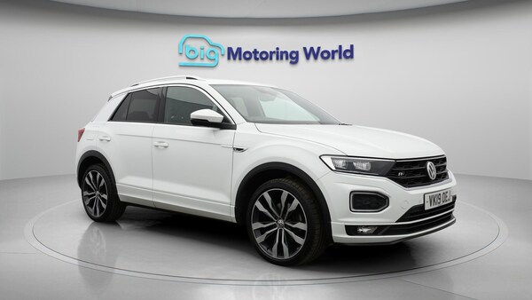 Used Volkswagen T-Roc 2019 for sale - 76314840: Photo 2