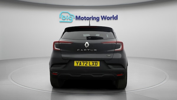 Used Renault Captur 2023 for sale - 76084178: Photo 7