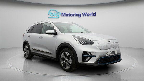 Used Kia Niro 2020 for sale - 76282879: Photo 2