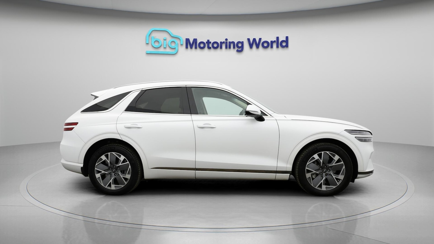 Used Genesis GV70 2023 for sale - 76714598: Photo 9