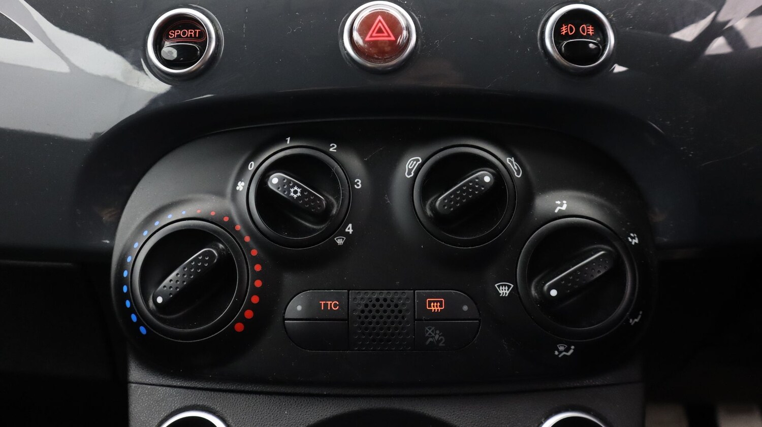 Used Abarth 595 2018 for sale - 78155627: Photo 12