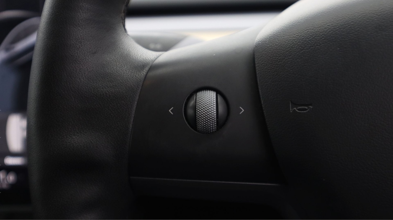 Used Tesla Model 3 2021 for sale - 77592296: Photo 21