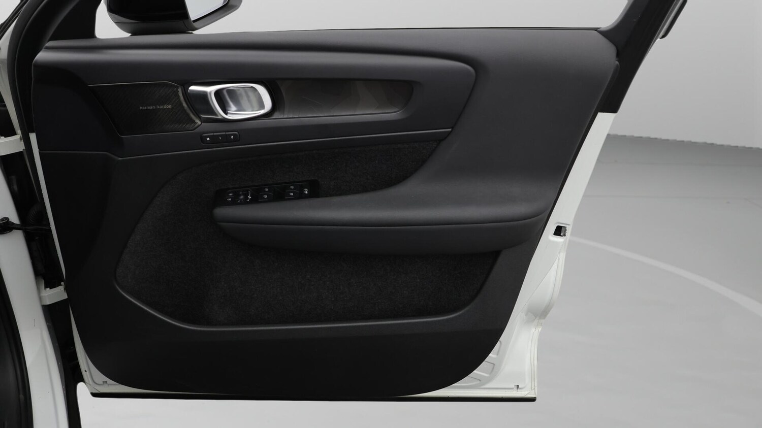 Used Volvo C40 2022 for sale - 75989788: Photo 16