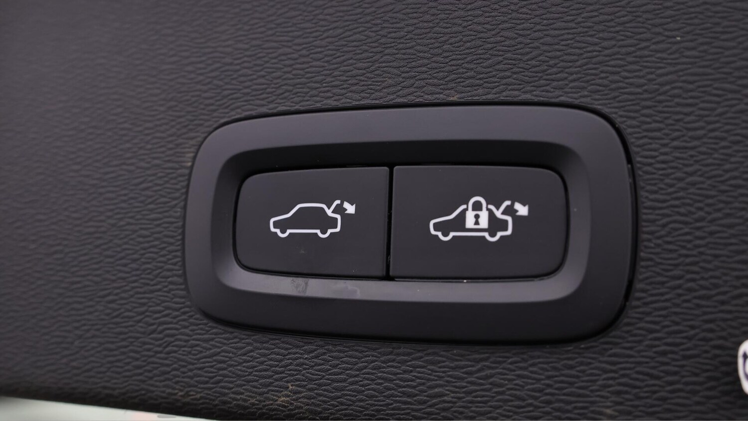 Used Volvo C40 2022 for sale - 75989788: Photo 23