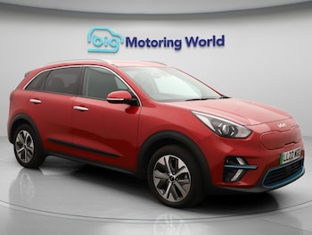 2022 (22) - 150kW 3 64kWh 5dr Auto