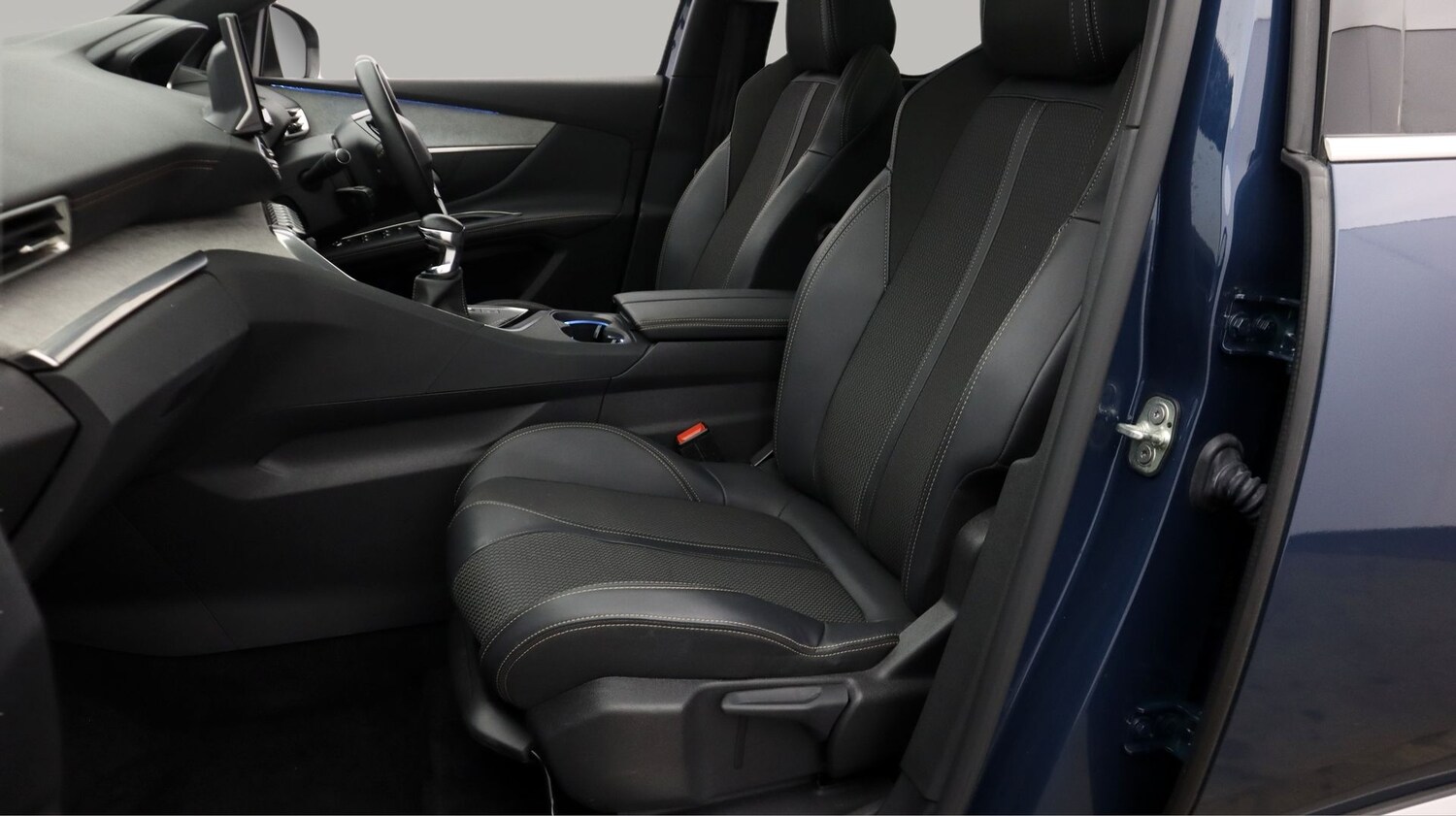 Used Peugeot 5008 2023 for sale - 78012457: Photo 14