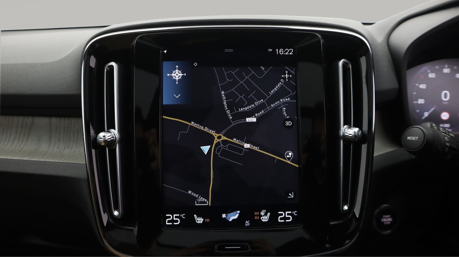 Used Volvo XC40 2021 for sale - 77749678: Photo 11