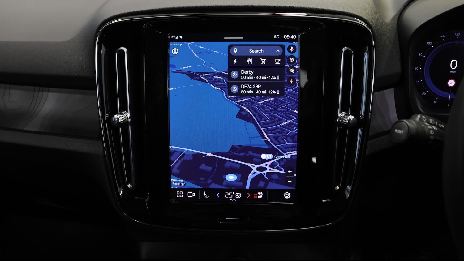 Used Volvo C40 2022 for sale - 76432001: Photo 12