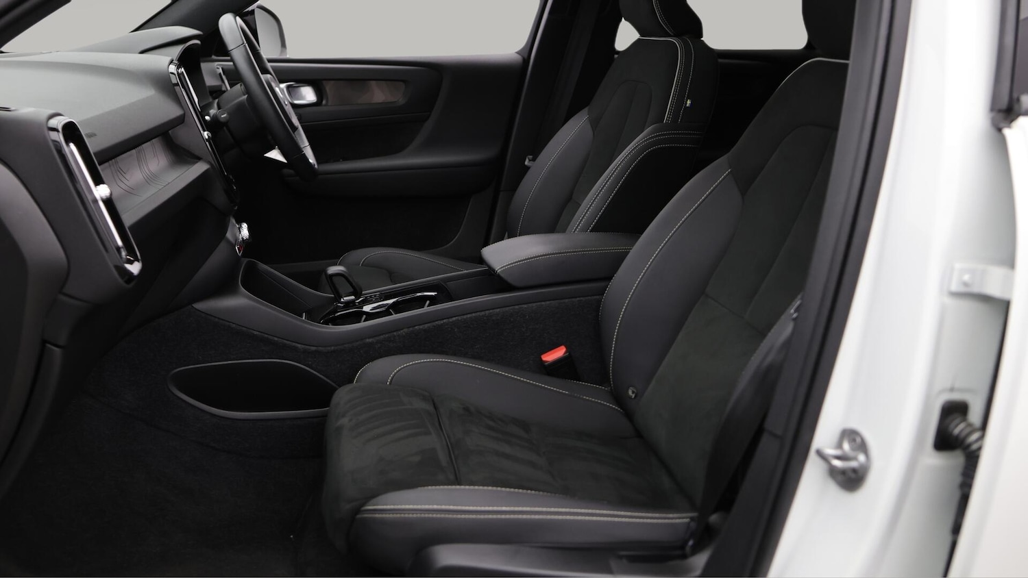 Used Volvo C40 2022 for sale - 76432001: Photo 15