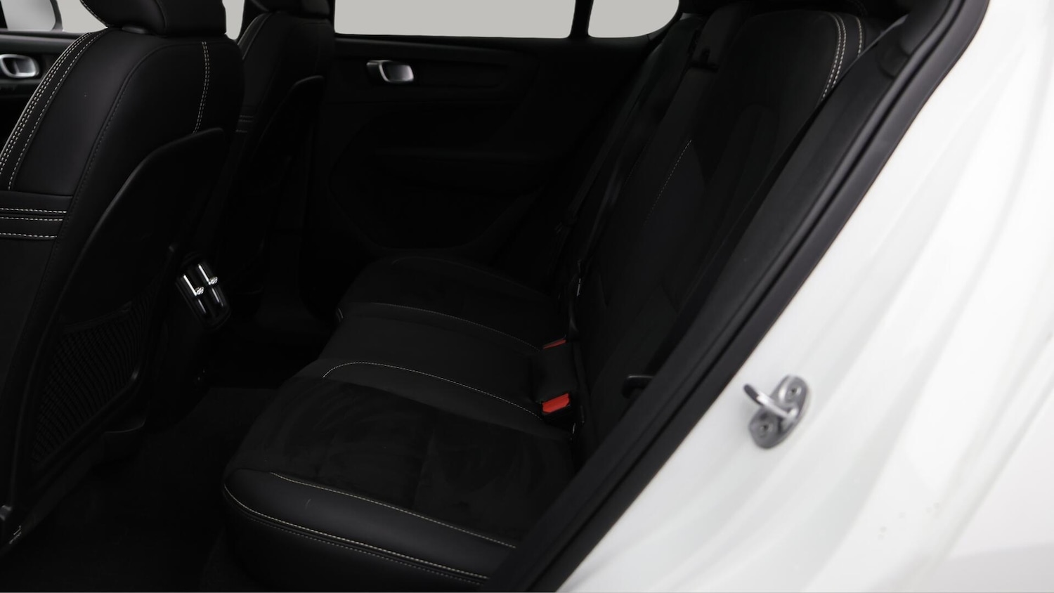 Used Volvo C40 2022 for sale - 76432001: Photo 17