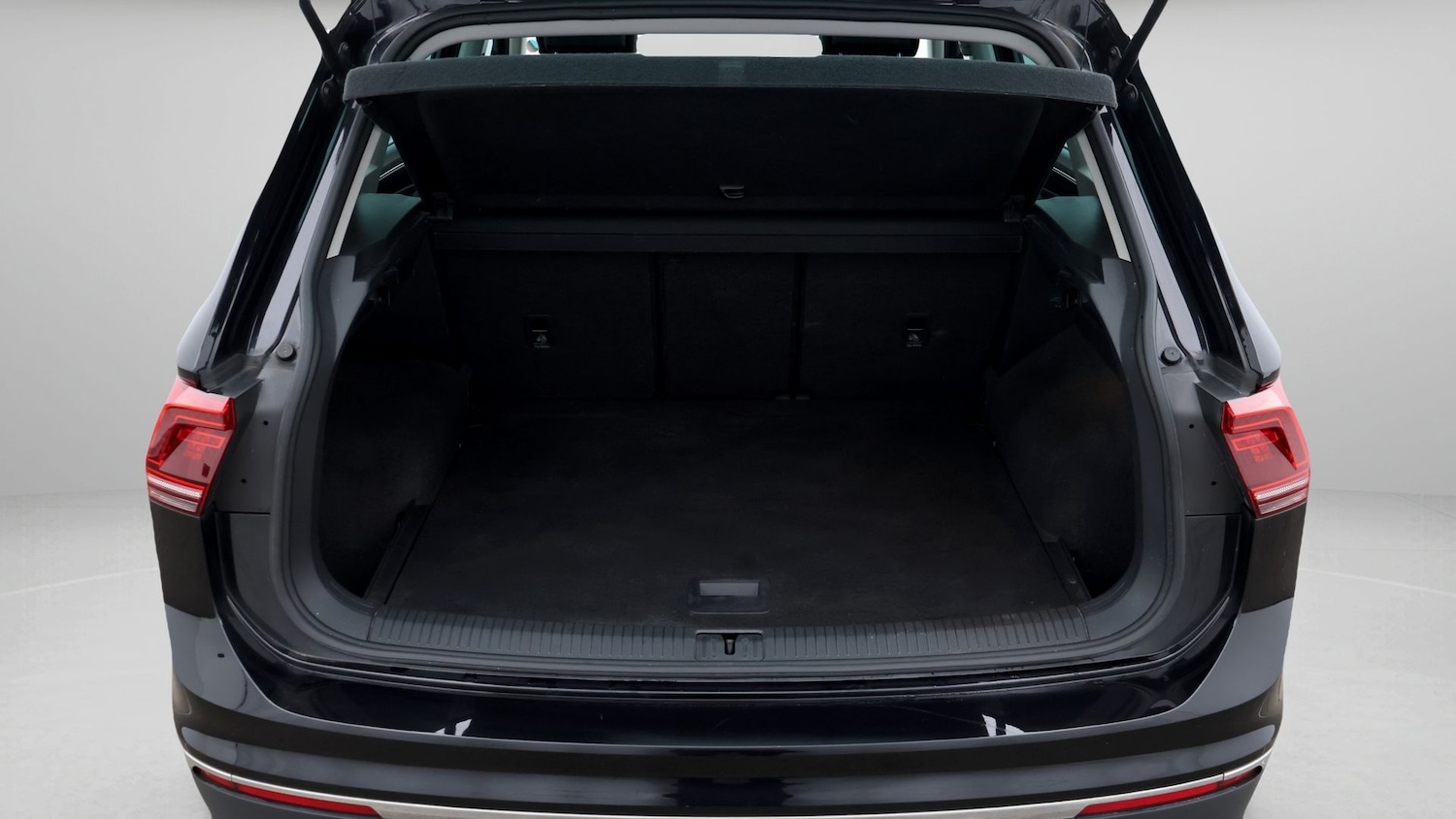 Used Volkswagen Tiguan for sale - 77477990: Photo 17