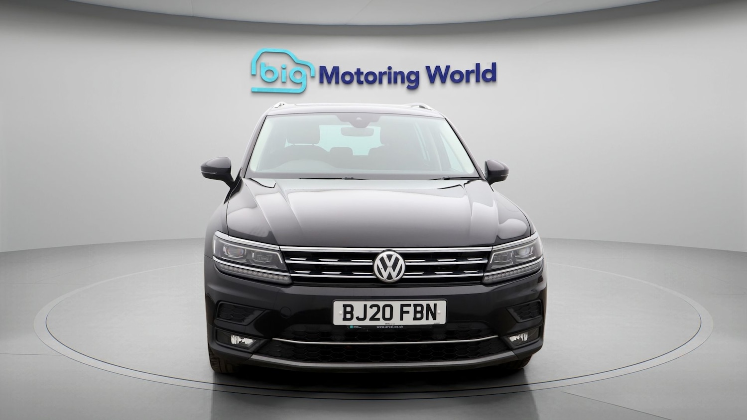 Used Volkswagen Tiguan for sale - 77477990: Photo 2
