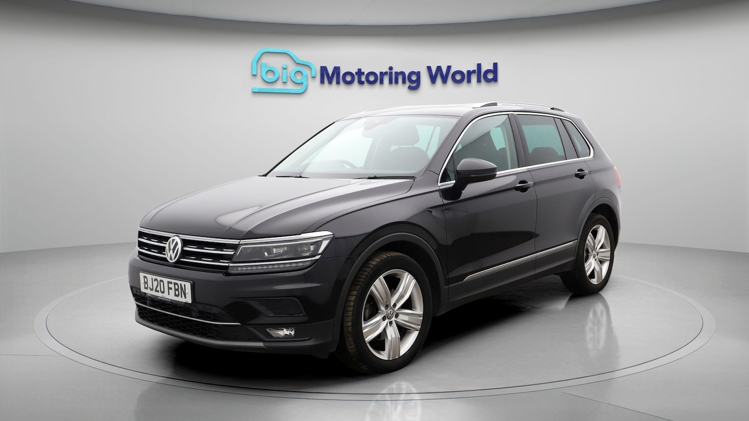 Used Volkswagen Tiguan for sale - 77477990: Photo 3