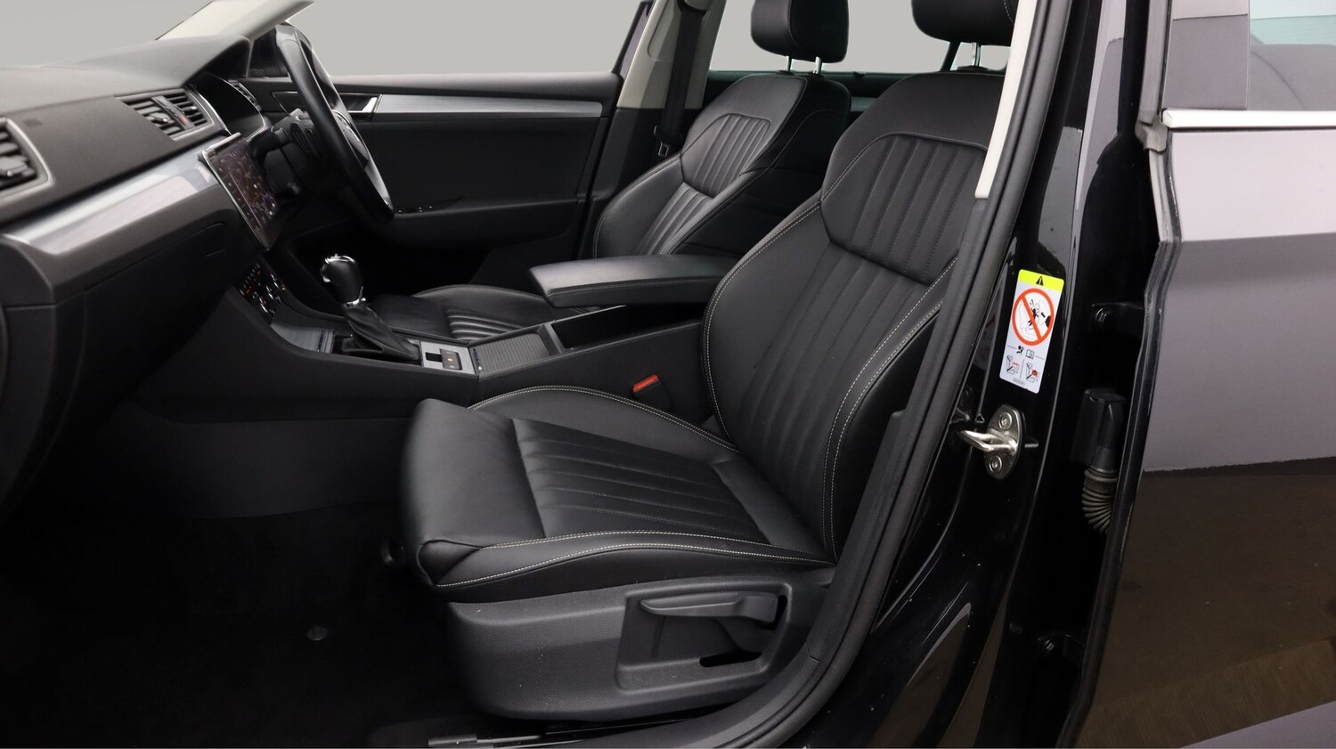 Used Skoda Superb 2023 for sale - 78190722: Photo 14