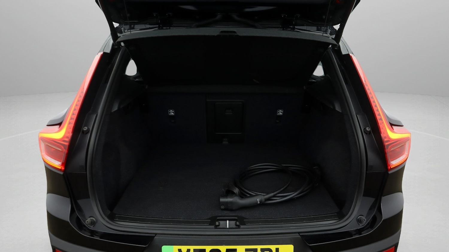 Used Volvo EX40 2025 for sale - 77730824: Photo 17