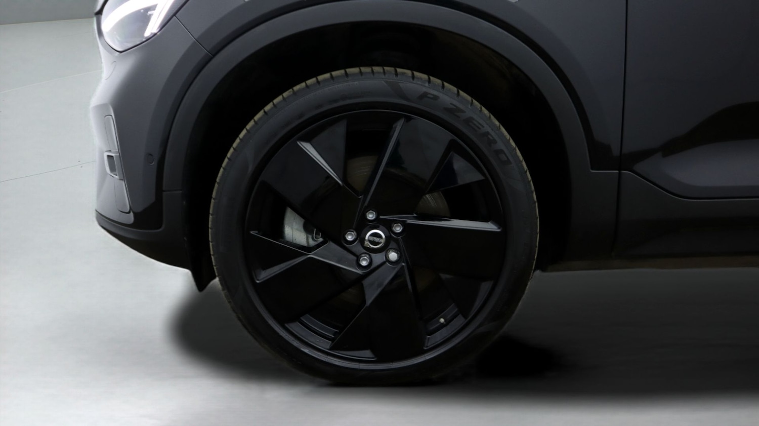 Used Volvo EX40 2025 for sale - 77730824: Photo 18