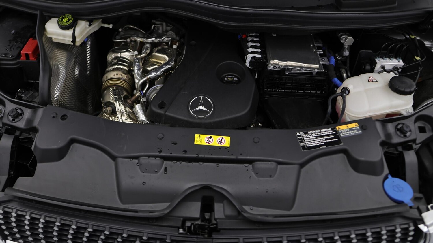 Used Mercedes-Benz V-Class 2023 for sale - 76457594: Photo 20