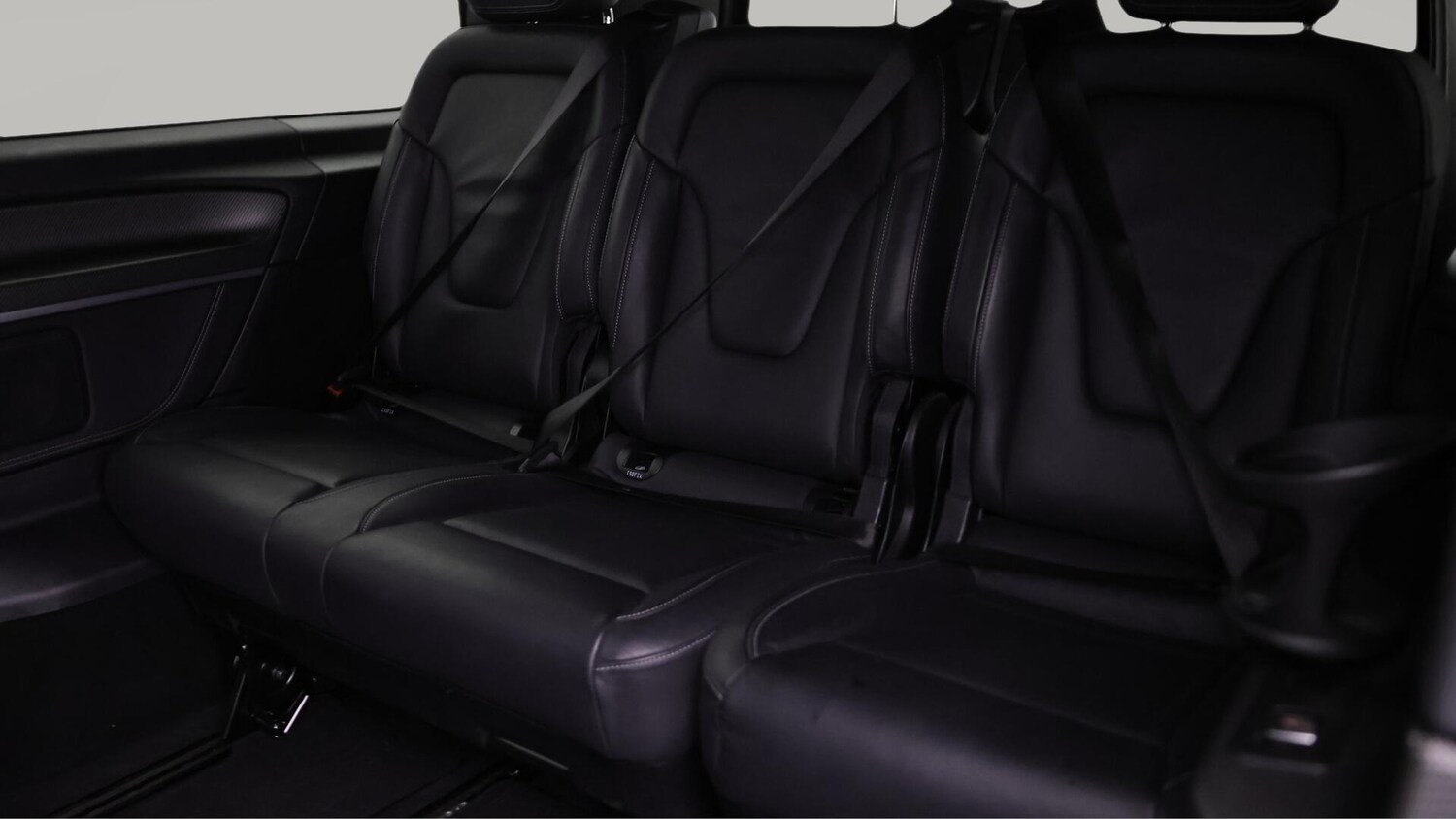 Used Mercedes-Benz V-Class 2023 for sale - 76457594: Photo 21