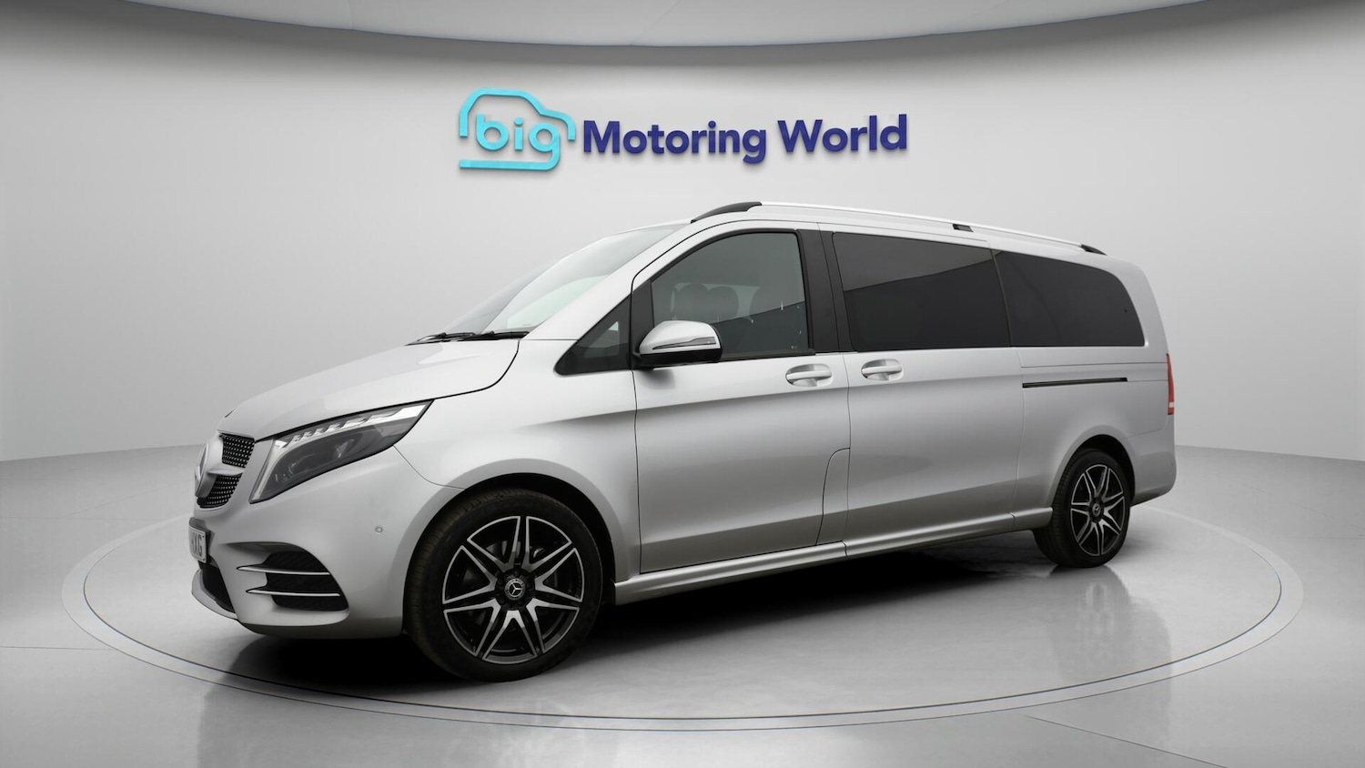 Used Mercedes-Benz V-Class 2023 for sale - 76457594: Photo 4